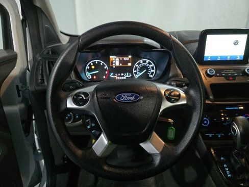 Used 2022 Ford Transit Connect XL image 9
