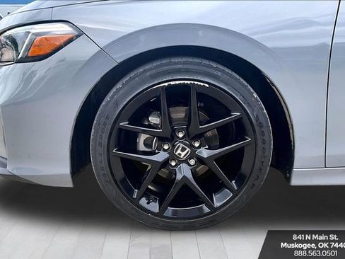 Used 2025 Honda Civic Sport image 33
