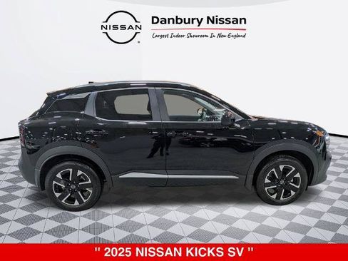 Certified 2025 Nissan Kicks SV w/ SV Premium Package AWD/4WD image 2