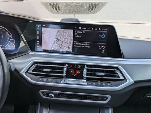 Used 2021 BMW X5 xDrive45e w/ Premium Package 2 AWD/4WD image 19
