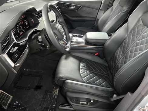 Used 2023 Audi SQ8 Prestige image 13