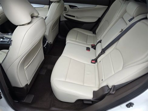 Used 2019 INFINITI QX50 Essential w/ Sensory Package image 14