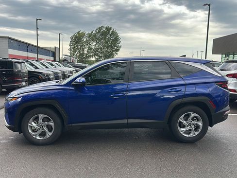 Used 2024 Hyundai Tucson SE FWD image 2