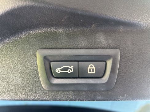 Used 2020 BMW X5 sDrive40i w/ Premium Package image 9