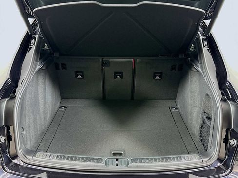 New 2026 Porsche Macan AWD/4WD image 27