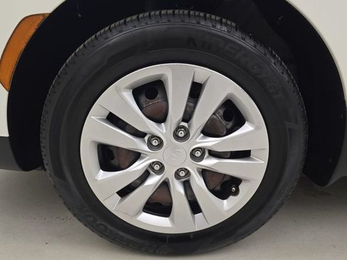 Used 2020 Kia Soul LX FWD image 11
