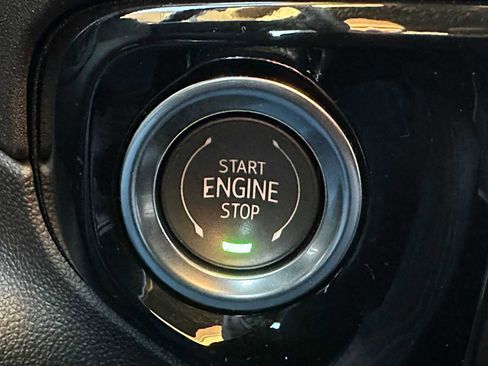 Certified 2025 GMC Sierra 1500 Elevation image 35