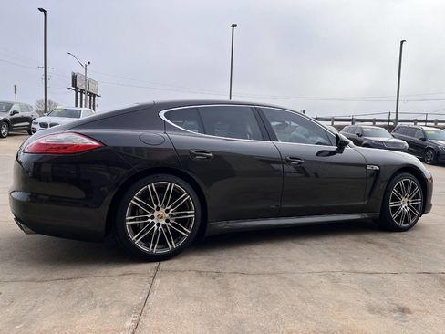 Used 2012 Porsche Panamera 4S image 5