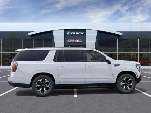 New 2026 GMC Yukon XL AT4 w/ AT4 Premium Package AWD/4WD image 5
