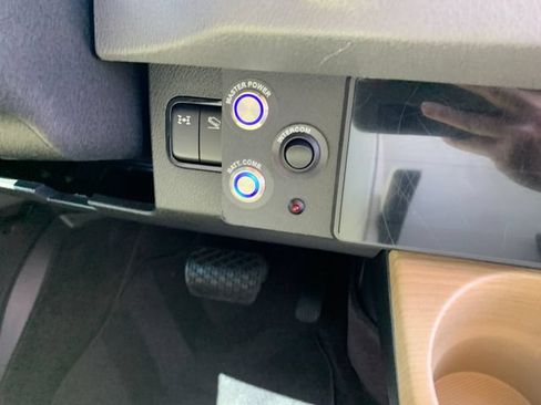 Used 2022 Mercedes-Benz Sprinter 3500 image 22