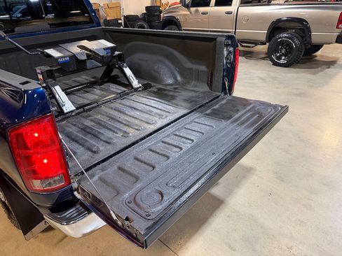 Used 2005 Dodge Ram 2500 Truck SLT w/ Quad Cab Big Horn Value Group image 29