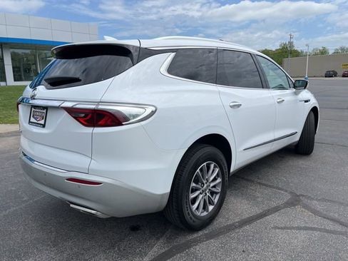 Used 2024 Buick Enclave Premium image 10