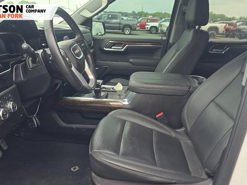 Used 2024 GMC Sierra 1500 Elevation w/ Elevation Premium Package AWD/4WD image 5