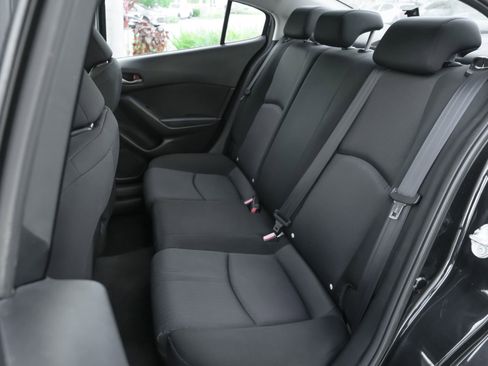 Used 2014 MAZDA MAZDA3 i Sport image 31