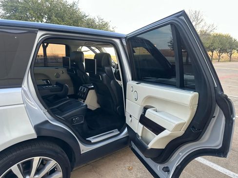 Used 2014 Land Rover Range Rover Long Wheelbase Autobiography image 24