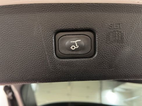 Certified 2021 Ford Edge Titanium w/ Class II Trailer Tow Package image 34