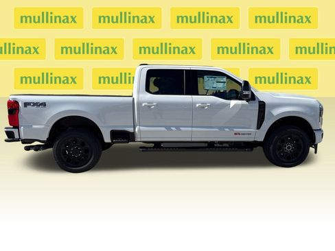 New 2026 Ford F250 Lariat w/ Black Appearance Package image 18