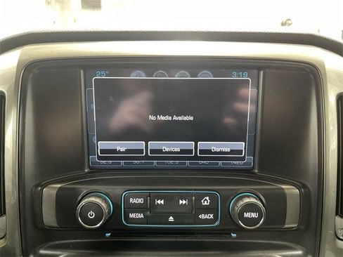 Used 2018 Chevrolet Silverado 1500 LT w/ All Star Edition image 29