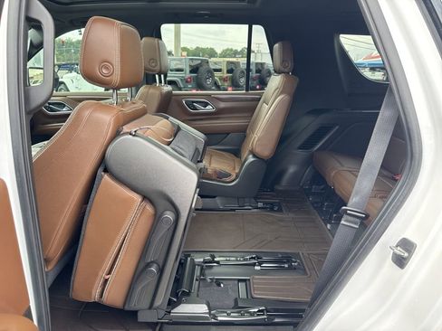 Used 2021 Chevrolet Tahoe High Country RWD image 24