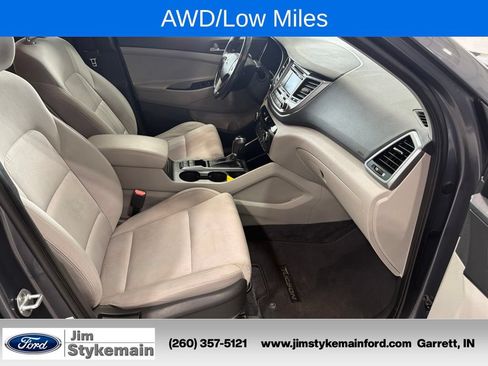 Used 2016 Hyundai Tucson Sport FWD image 34