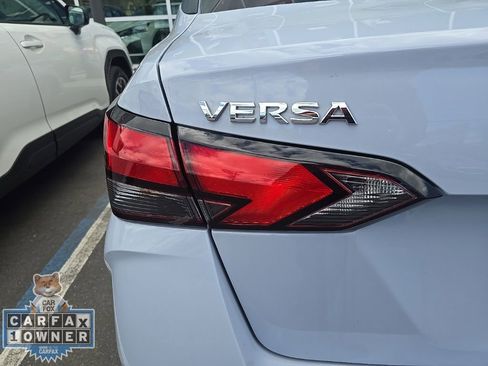 Used 2024 Nissan Versa SV w/ Trunk Package image 9