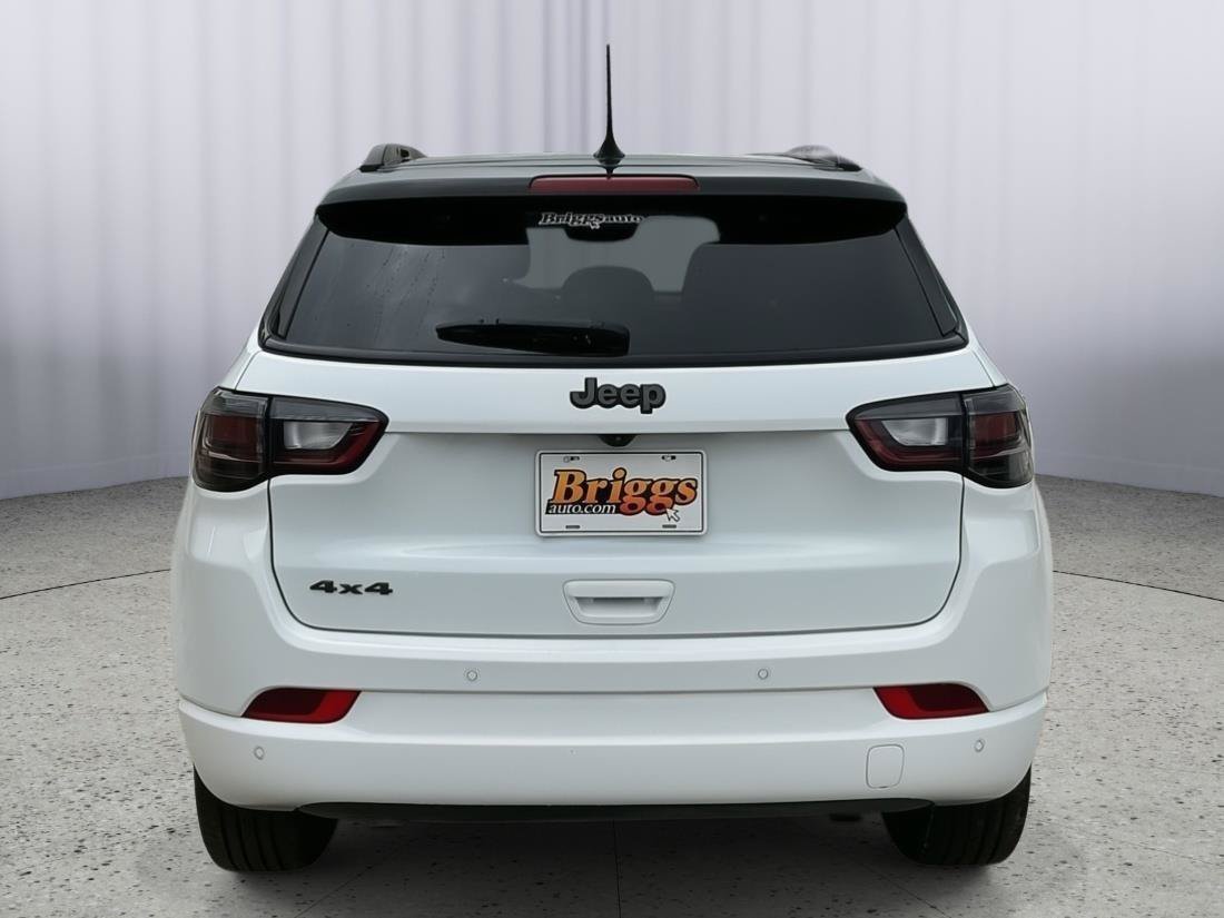 Used 2025 Jeep Compass Limited w/ High Altitude Package AWD/4WD image 4