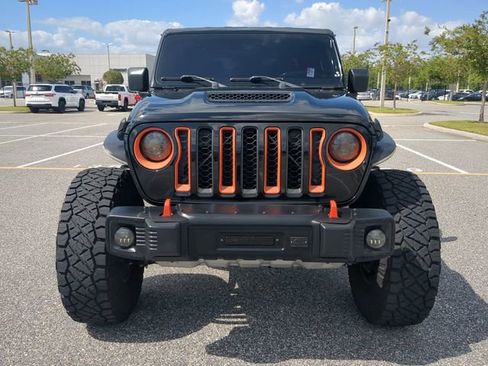 Used 2021 Jeep Gladiator Mojave w/ Trailer Tow Package image 9