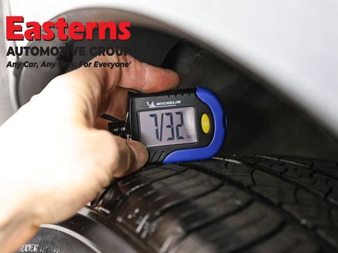 Used 2024 Land Rover Range Rover Evoque S image 26