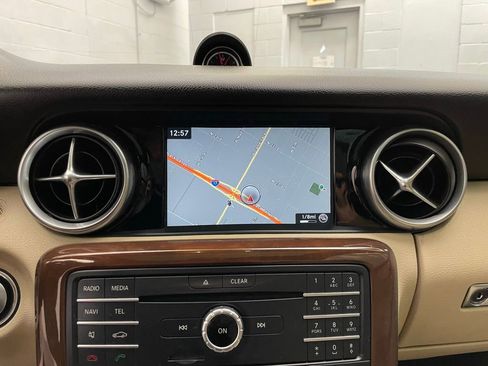 Used 2019 Mercedes-Benz SLC 300 image 18