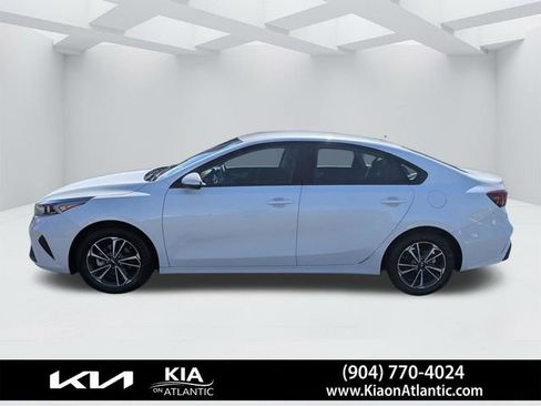 Used 2024 Kia Forte LXS image 6