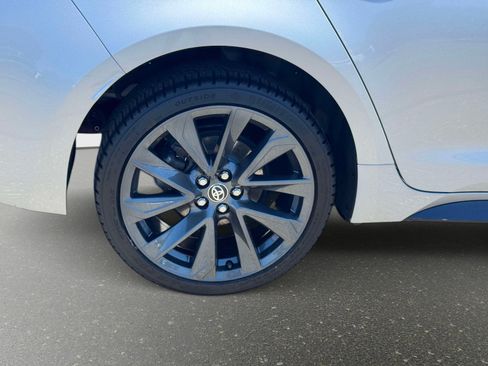 Certified 2024 Toyota Corolla SE FWD image 9