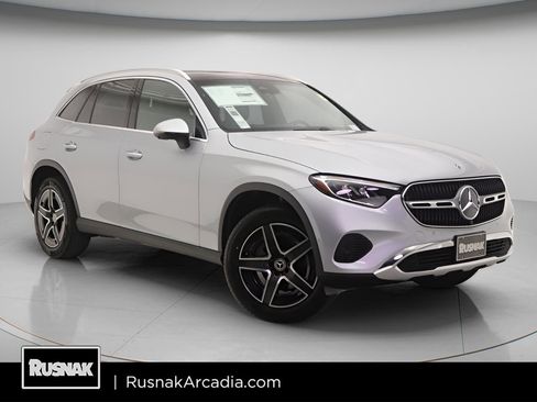 New 2026 Mercedes-Benz GLC 300 image 1