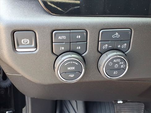 Used 2025 Chevrolet Silverado 1500 RST w/ True North Edition Plus AWD/4WD image 19