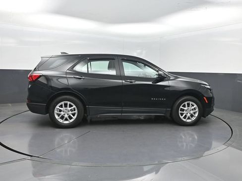 Used 2024 Chevrolet Equinox LS FWD image 31