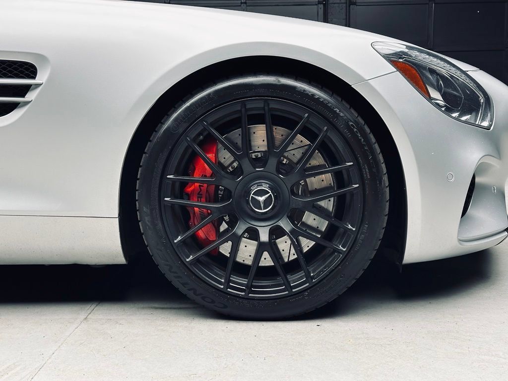 Used 2017 Mercedes-Benz AMG GT S image 35
