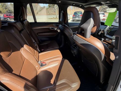 Used 2020 Volvo XC90 T6 Inscription w/ Protection Package Premier image 28