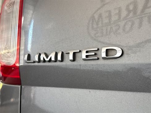 Used 2011 Ford Explorer Limited w/ 301A Rapid Spec Order Code FWD image 22
