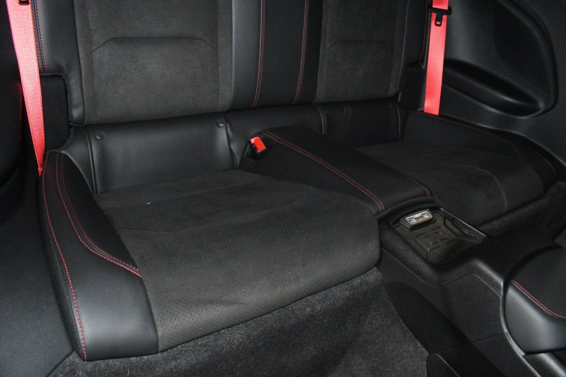 Used 2020 Chevrolet Camaro ZL1 RWD image 20