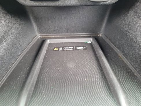 Used 2023 Chevrolet Traverse High Country image 34