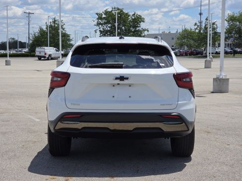 Used 2024 Chevrolet Trax ACTIV FWD image 15