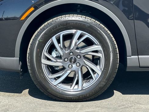 New 2025 Lincoln Corsair Premiere w/ Equipment Group 101A image 27