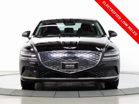 Used 2024 Genesis G80 image 2