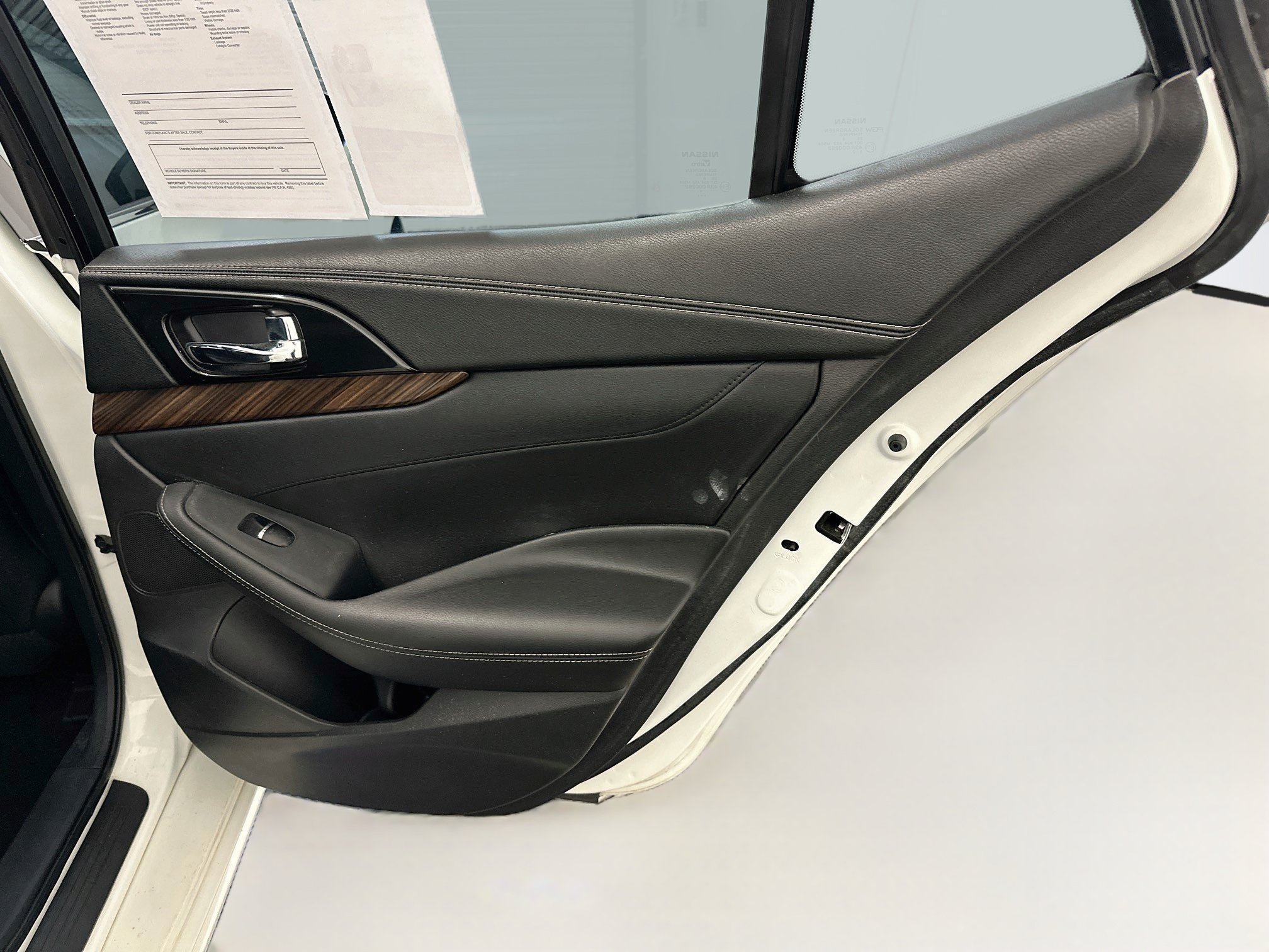 Used 2018 Nissan Maxima Platinum FWD image 32