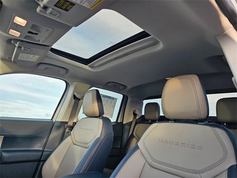 New 2025 Ford Maverick Lariat w/ 4K Tow Package image 33