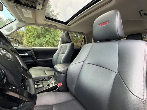 Used 2023 Toyota 4Runner TRD Off-Road Premium w/ Off Road Premium Plus Package AWD/4WD image 12