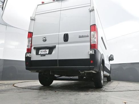 Used 2025 RAM ProMaster 2500 w/ Convenience Group image 39