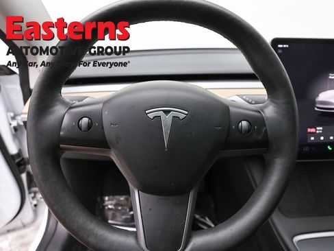 Used 2023 Tesla Model 3 Standard Range RWD image 10
