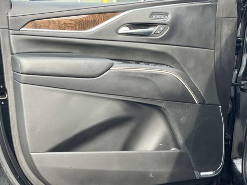 Certified 2023 Cadillac Escalade Sport Platinum image 25