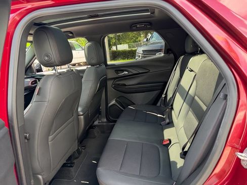 Used 2021 Chevrolet TrailBlazer RS w/ Sun and Liftgate Package FWD image 12