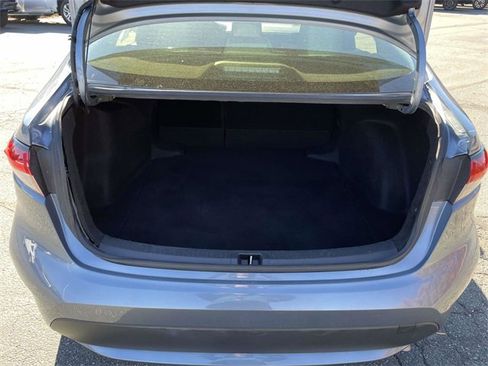 Used 2022 Toyota Corolla LE image 13